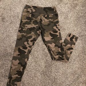 CAMO LEGGINGS
